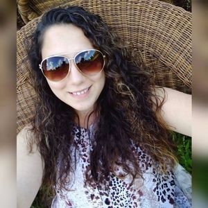 Meet your Posher, Karli